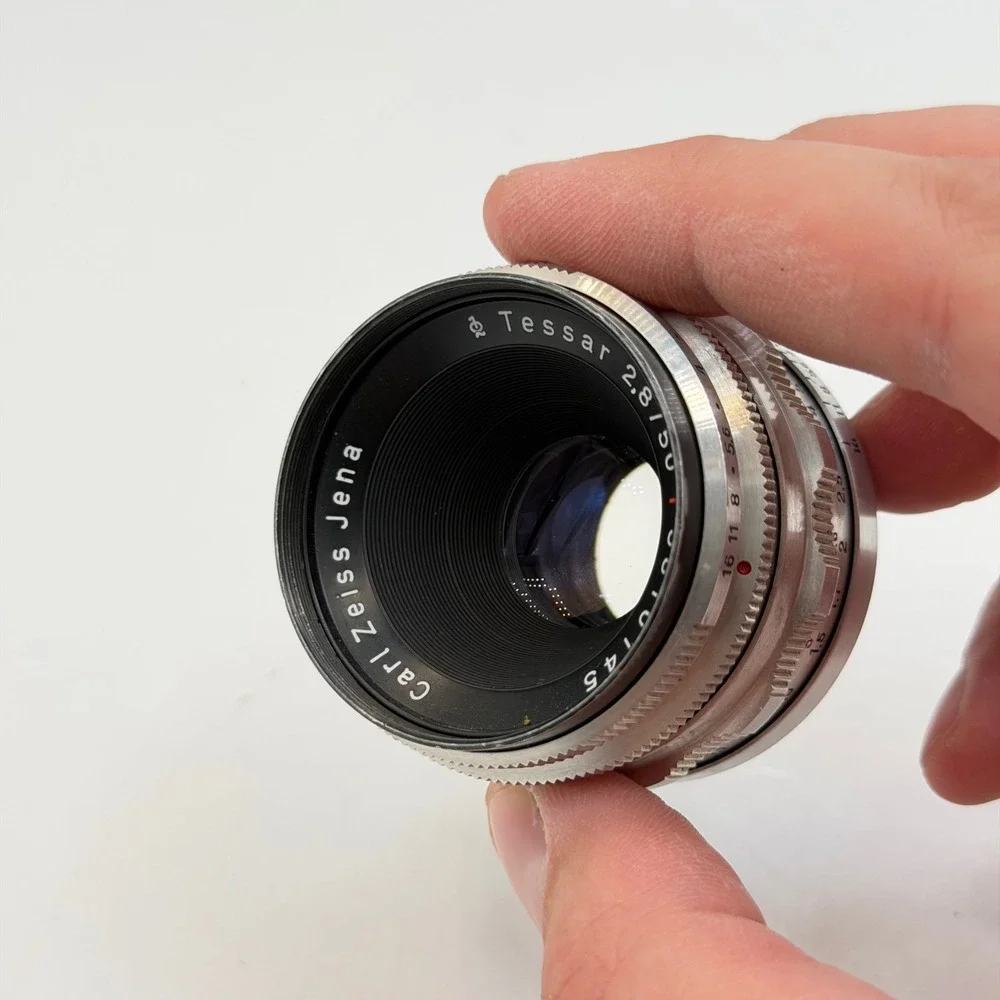 Carl Zeiss Jena Tessar 50mm f2.8 Red T Vintage M42 Lens Silver Germany 3810145